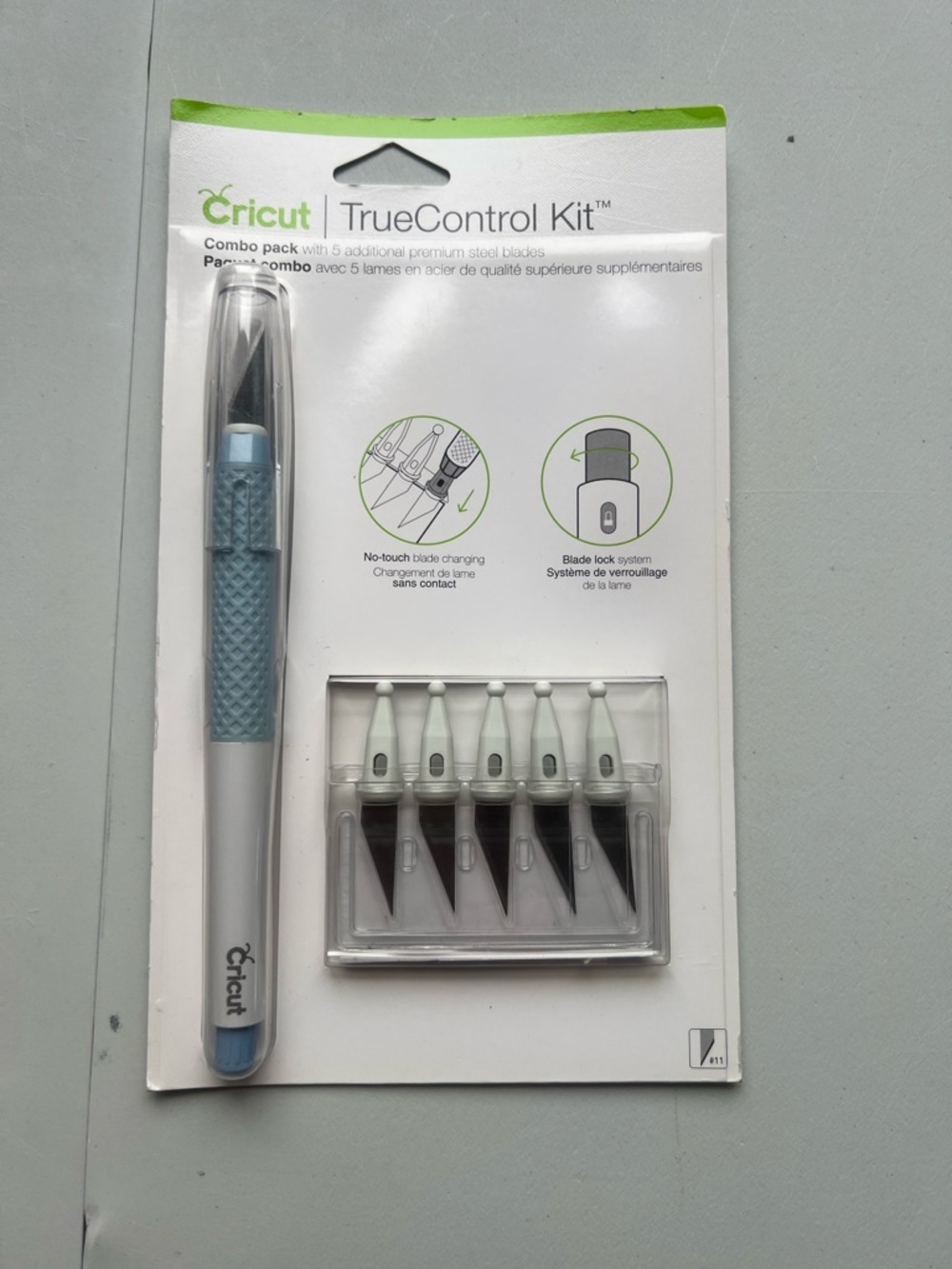 Cricut TrueControl Knife Kit - Blue: Exacto Knife for Arts & Crafts.